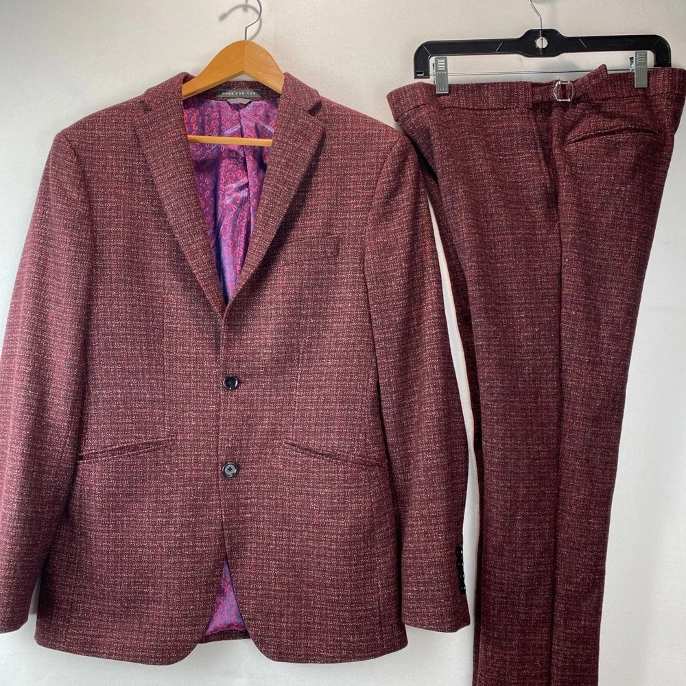 Indochino Sports Coat Mens 38R 30x30 Burgundy Wool Blend Paisley Lining Textured